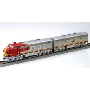  HO F7 A/B SF/Passenger #47L/#47A Toys & Games