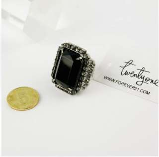 Brand New free p&p FOREVER21 big acrylic diamond vintage ring  