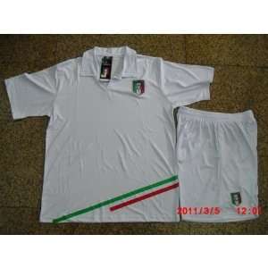 11/12 italy national team home soccer jerseys Sports 