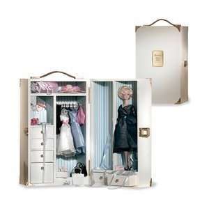  Barbie Wardrobe Carrying Case Toys & Games