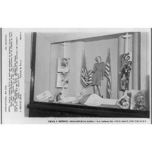  WAAC recruitment,display,Stern Bros,New York,c1943