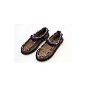  Russian Spa   Moccasins (Womens, Size 8 1/2 9) Everything 