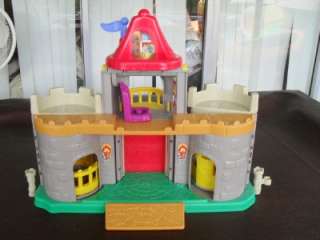 This is A HUGE FISHER PRICE LITTLE PEOPLE LIL KINGDOM PALACE WITH 