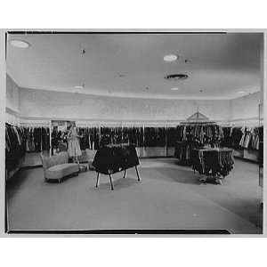 Photo Lord and Taylor, business on White Plains Rd., Eastchester, New 