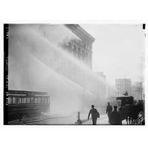   on 14th St., trolley in foreground, New York 1909