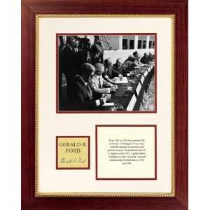   Pro Tour Memorabilia Gerald Ford   Biography Series 