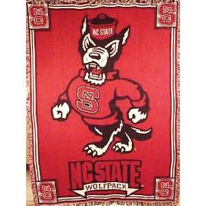  North Carolina State Wolfpack Throw Blanket with Slight 