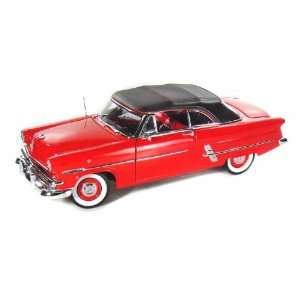  1953 Ford Crestline Sunliner Soft Top 1/18 Red Toys 
