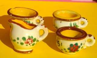 ASSISI CERAMIC DOLLHOUSE MINIATURES 3 CUPS & PITCHER  