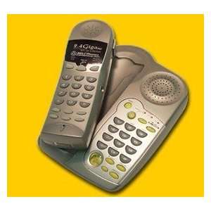   4GHz 2 Line Phone with Dual Keypad and Speaker Phone