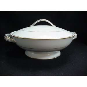  NORITAKE COVERED VEGETABLE COLONY 9 1/2 