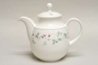 Royal Doulton STRAWBERRY FAYRE Teapot 563725  