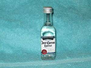   ESPECIAL TEQUILA PLATA MADE WITH BLUE AGAVE 50 ML PLASTIC MEXICO