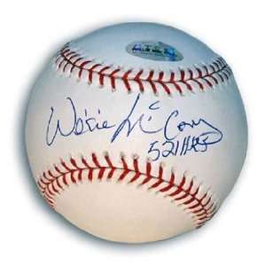  Willie McCovey Signed Major League Baseball   521 HRs 