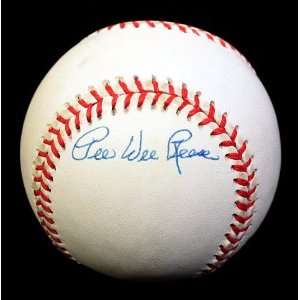  Autographed Pee Wee Reese Baseball   Onl Psa dna Sports 