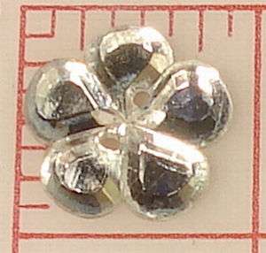 Beautiful vintage clear glass flatback sew on flower ornament 2 holes 