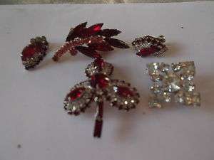 ANTIQUE CHRISTMAS RED WHITE CLOVER RHINESTONE JEWELRY EARRINGS PIN 