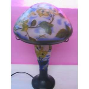  Beautiful Galle Flowers Table Lamp