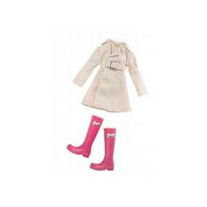  Bratz Fashion Clothes Coat with Pink Boots Toys & Games