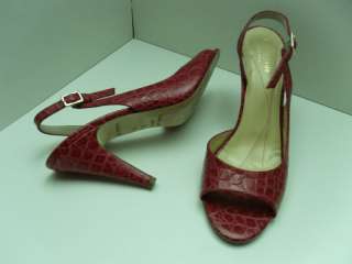 KATE SPADE LEATHER RED SLIDES SANDALS SIZE 37.5 B MADE IN ITALY 