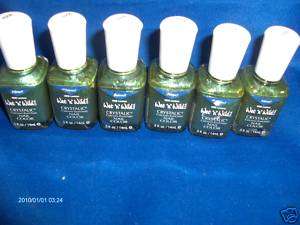 Wet n Wild Nail **Nice Color** Lawless   Green  