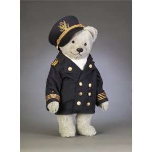  R. John Wright Dolls   Bear Captain