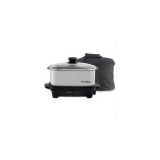 West Bend 84915 5 Quart Oblong Shaped Slow Cooker with Tote