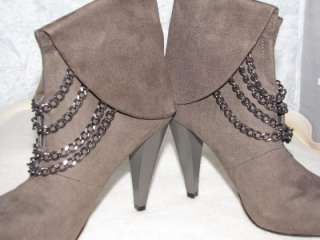 BRAND NEW ABAETE HEEL BOOT & GLAZE WEDGES SZ 7  