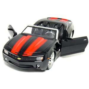   Camaro Concept Convertible, Bigtime Muscle 1/24 Scale Toys & Games