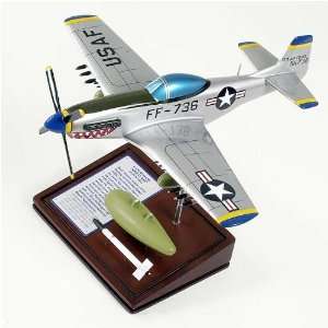   War Desktop Model Plane / Unique and Perfect Gift Idea Toys & Games
