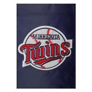  Minnesota Twins Garden Flag