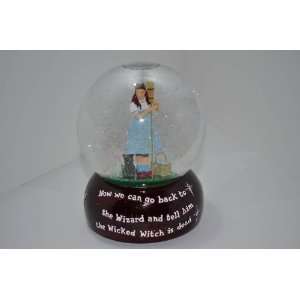  San Francisco Wizard of Oz Dorothy with Broom Waterglobe 