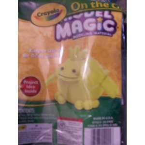  Crayola on the Go Model Magic   Yellow Toys & Games