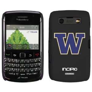  University of Washington   W design on BlackBerry Bold 