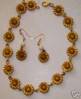 VINTAGE EH SUNFLOWER NECKLACE AND MATCHING EARINGS NICE  