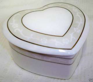 Wedgwood Icing Bone China Heart Shape Box with Lid EUC  