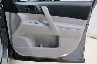 Toyota  Highlander Third Seat   4x4   V6   LOW MILES  NEW RADIALS 