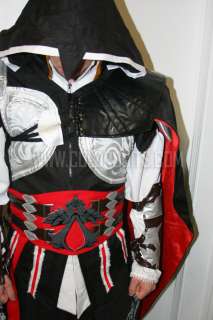 Assassins Creed 2 II Ezio Costume   Super Deluxe Quality   GET IT 