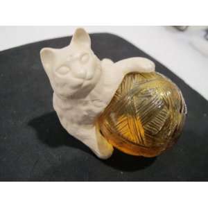  Vintage Avon Decanters and Bottles   Kitten with Ball of 