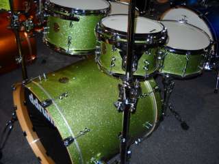 this ddrum shell pack includes a 22 x 20 kick drum, 10 x 7 and 12 