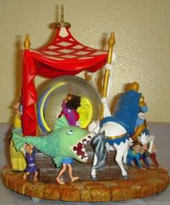 Disney Hunchback carnival Esmeralda snowglobe  