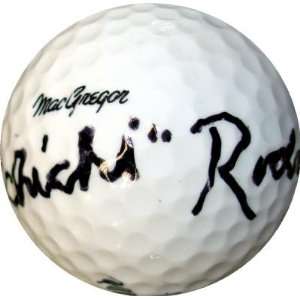  Chi Chi Rodriguez autographed Golf Ball