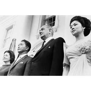  Pres. Lyndon Johnson & Ferdinand Marcos 8x12 Silver Halide 