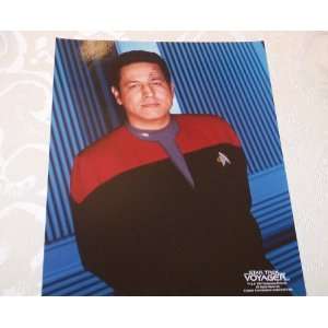 ROBERT BELTRAN CHAKOTAY STAR TREK VOYAGER PHOTO