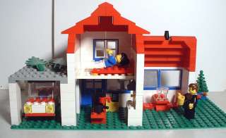   CUSTOM LEGO SET 1988 HOLIDAY VILLA W/ FIGS ,CAR & MORE  