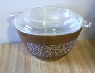 Pyrex Woodland Brown Nesting Bowl 401 with Lid  