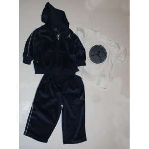 Nike Jordan Jumpman23 Infant 3 Piece Sweatsuit   Jacket/Pant/T Shirt 
