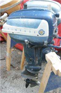 1958 EVINRUDE 18hp Outboard Boat Motor 2 Line Tank  
