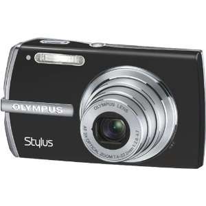   1200 12 Megapixel Digital Camera with case   Black