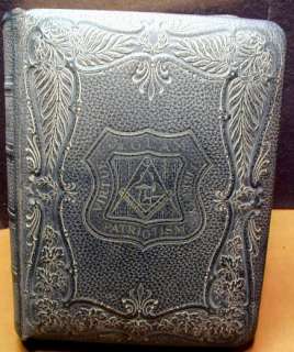 Lg Antique Leather HOLMAN PICTORIAL BIBLE Masons Emblem  